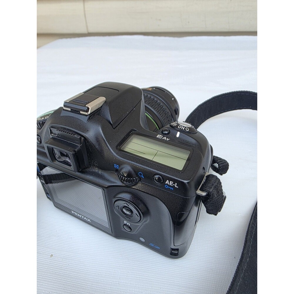 Pentax ist DL 6.1MP DSLR Camera Black w/ DA 18-55mm Lens Tested And Works - Picture 7 of 16